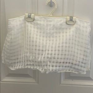 White strapless crop top